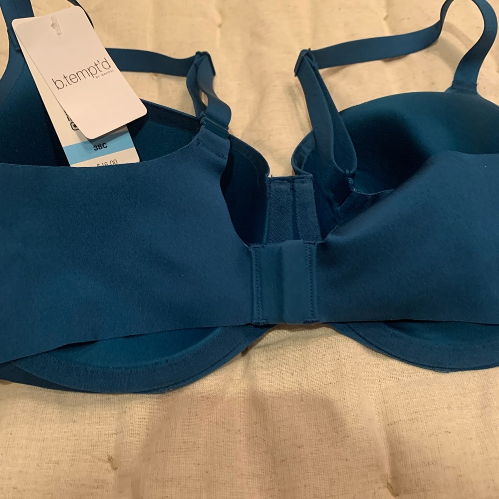 Wacoal Teal Underwire Bra - Picture 5 of 5